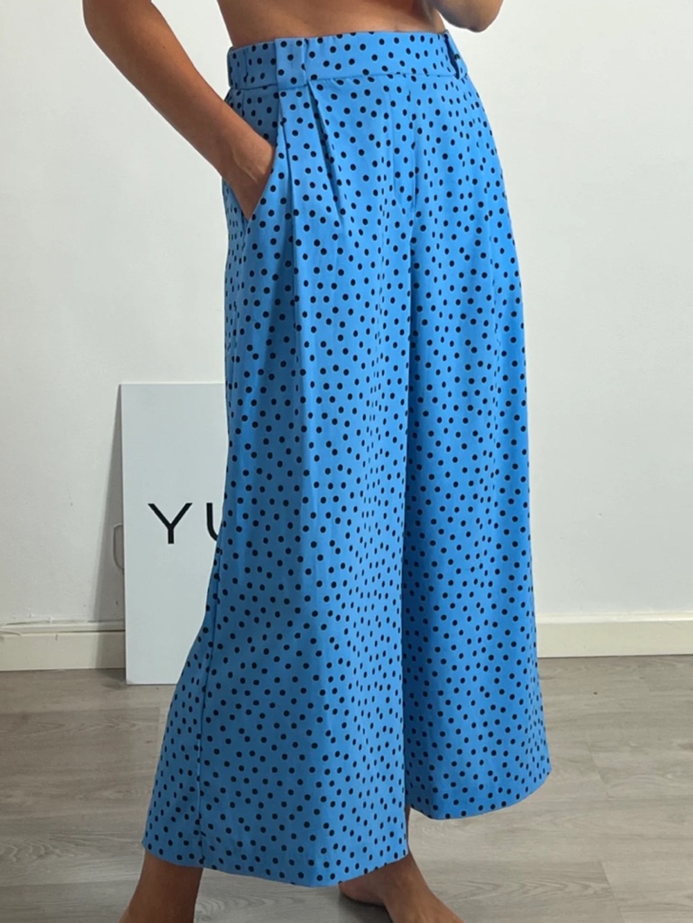 Blue Polka Dot Wide-Leg Pants Size M Cropped